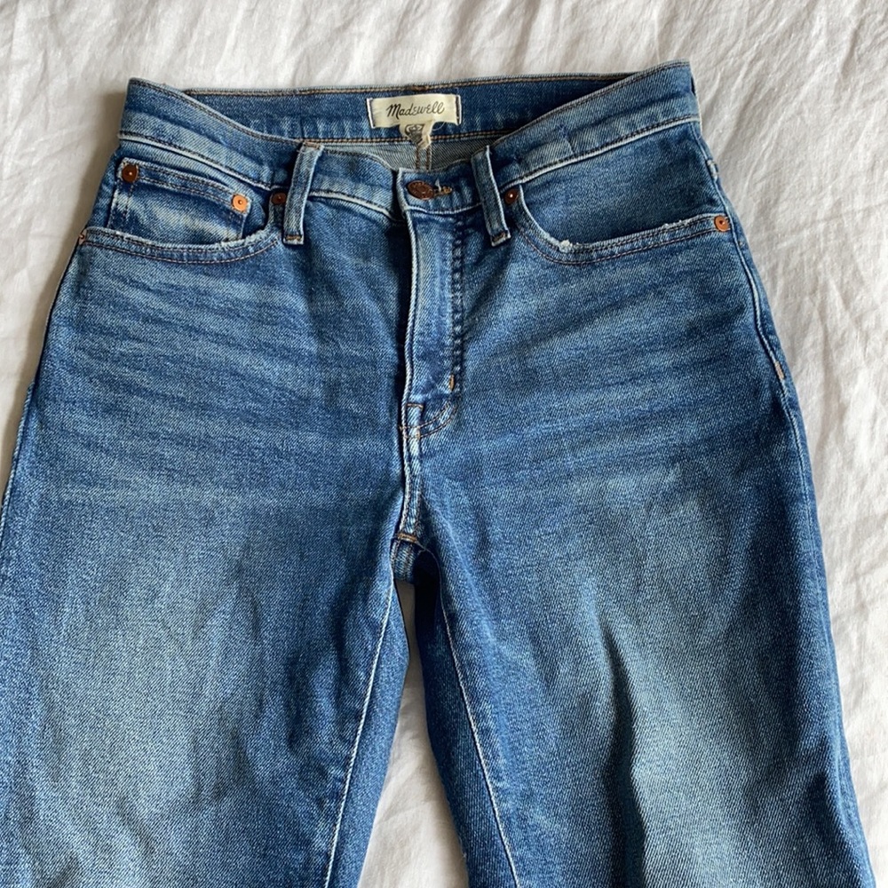 Madewell Mid-rise Classic Straight Jeans - Picture 3 of 5